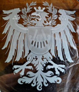 Tiroler Adler mit Wappen Langkampfen